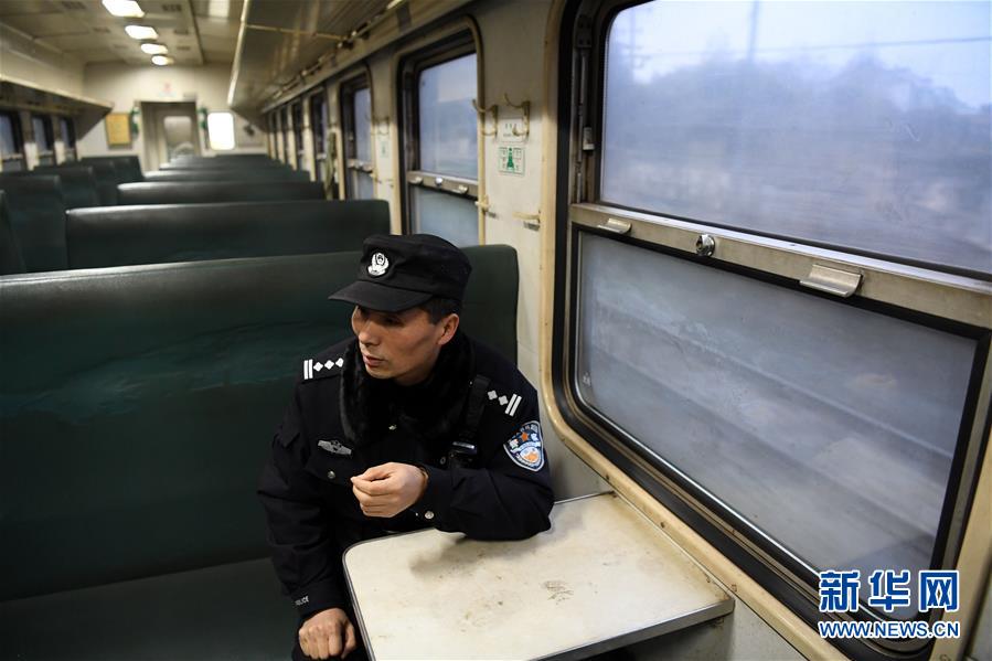 美.的集团发布2025年三季报